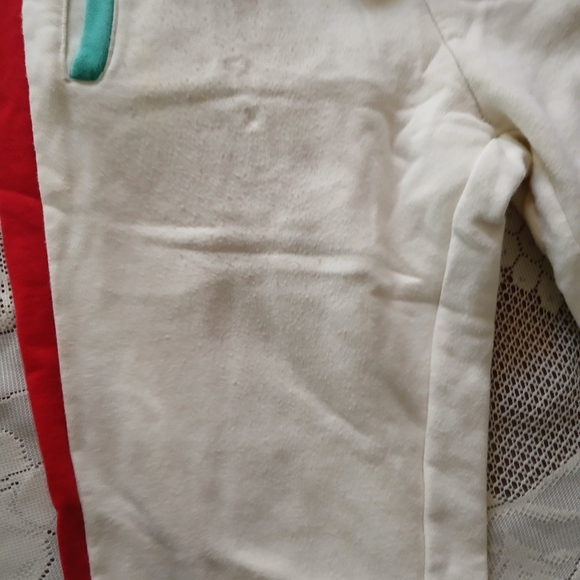 #0130 Boys Makobi Cream, Green and Red Sweat Pants Size Medium - Picture 7 of 16